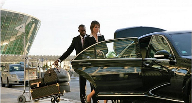 Airport Car Services in Detroit